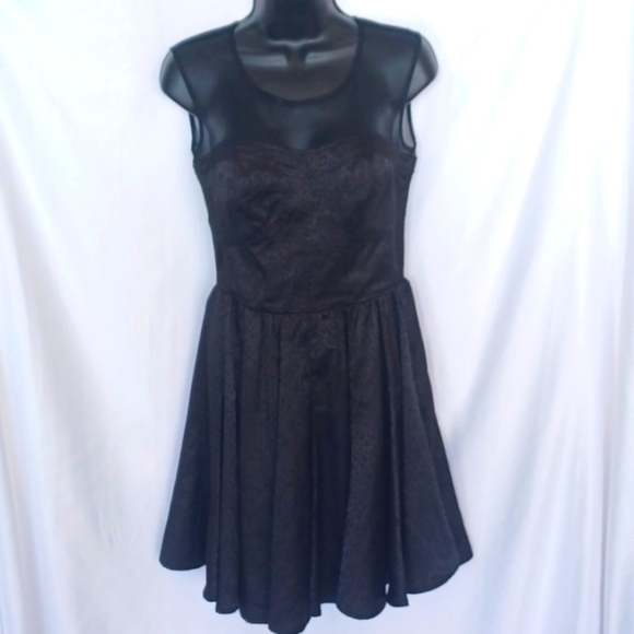 GUESS Los Angeles Black leopard women's dress sleeveless black sheer size 2 - Picture 1 of 9